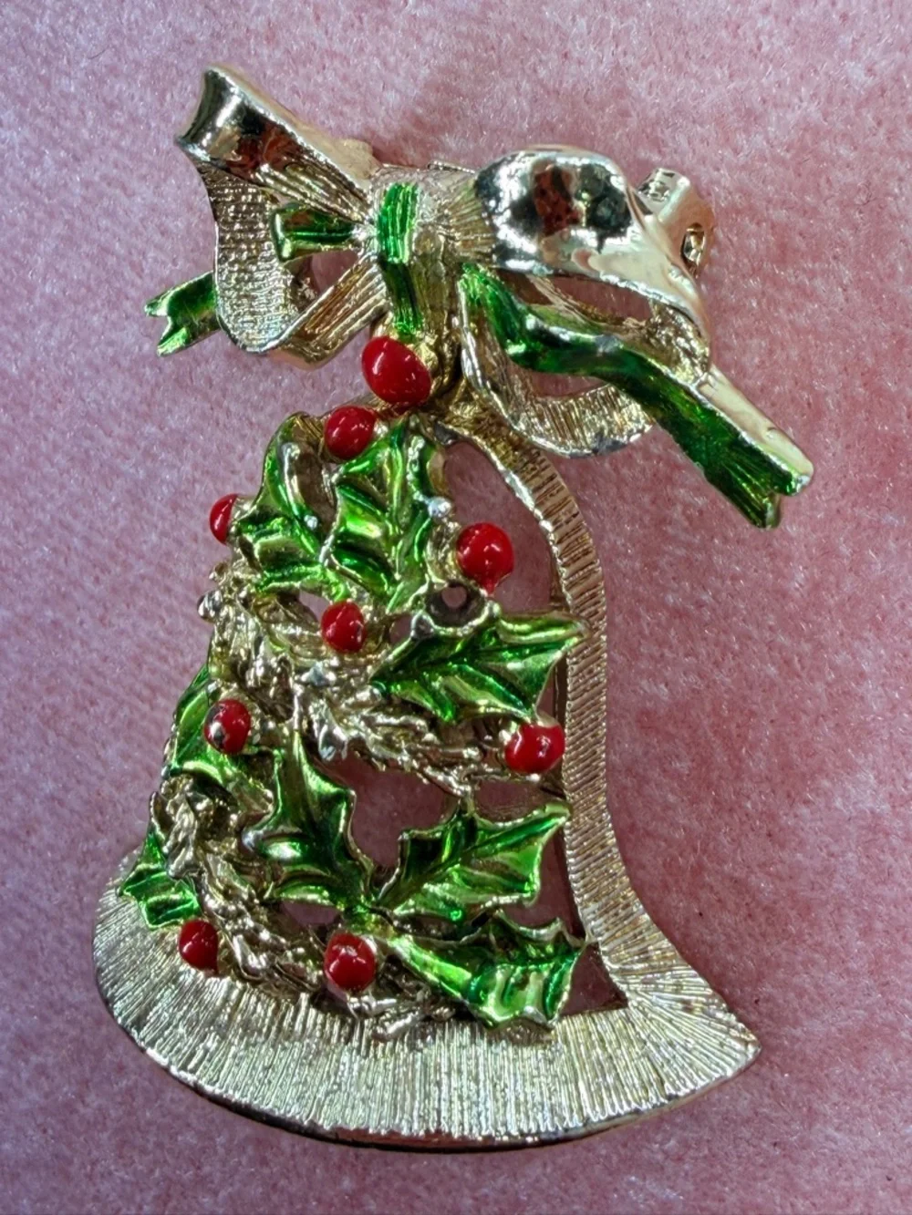 EUC Gerry’s Vintage Style Holiday Bell Brooch
